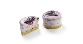 Marbled blueberry cheesecake 