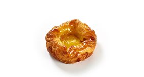 Danish custard crown